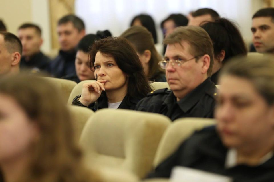 111Особенности расследования уголовных дел обсудили со следователями территориальных отделов полиции на семинарах, проведённых в региональном МВД 111Особенности расследования уголовных дел обсудили со следователями территориальных отделов полиции на семинарах, проведённых в региональном МВД