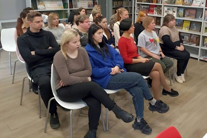 Финансовая грамотность в библиотеке: состоялась встреча с представителем ВТБ Финансовая грамотность в библиотеке: состоялась встреча с представителем ВТБ