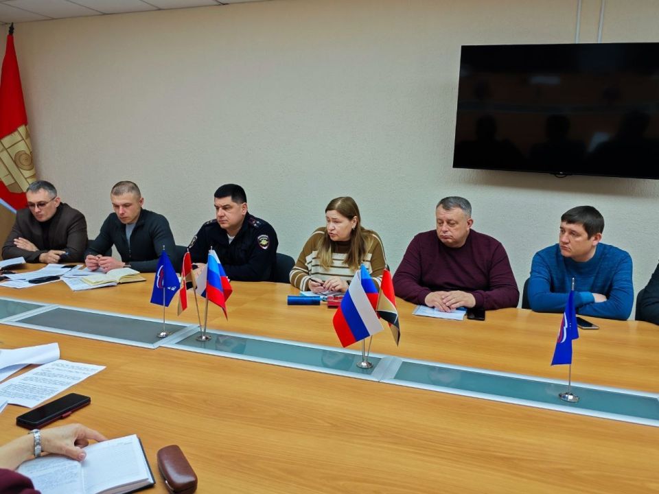 Светлана Гребенькова: Состоялось очередное заседание комиссии по предупреждению и ликвидации чрезвычайных ситуаций и обеспечению пожарной безопасности Светлана Гребенькова: Состоялось очередное заседание комиссии по предупреждению и ликвидации чрезвычайных ситуаций и обеспечению пожарной безопасности