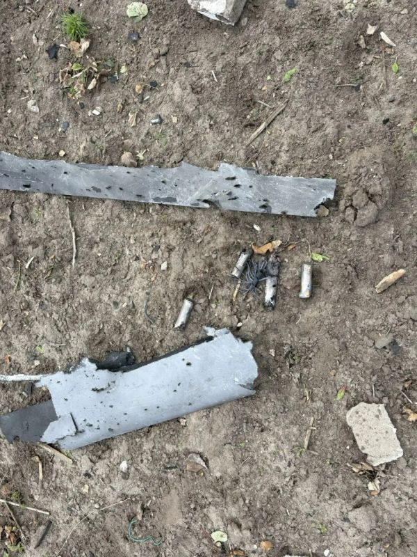 ВСУ ночью атаковали Станично-Луганский округ беспилотниками ВСУ ночью атаковали Станично-Луганский округ беспилотниками