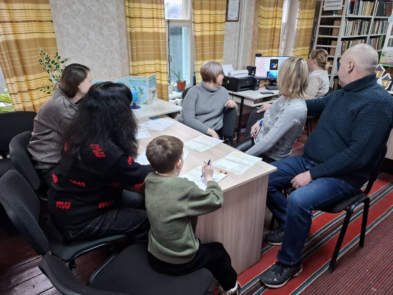 В библиотеке состоялось мероприятие ко Всемирному дню Земли В библиотеке состоялось мероприятие ко Всемирному дню Земли