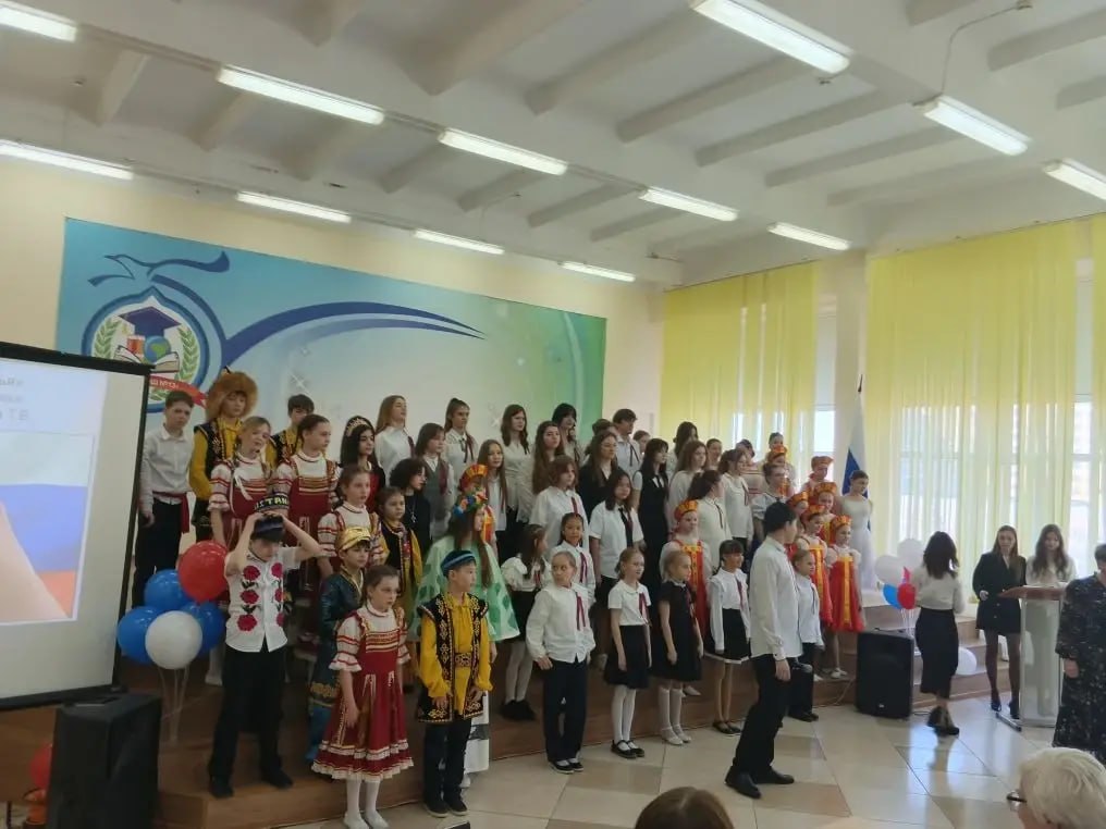 Творческие встречи объединили перевальчан и оренбуржцев Творческие встречи объединили перевальчан и оренбуржцев