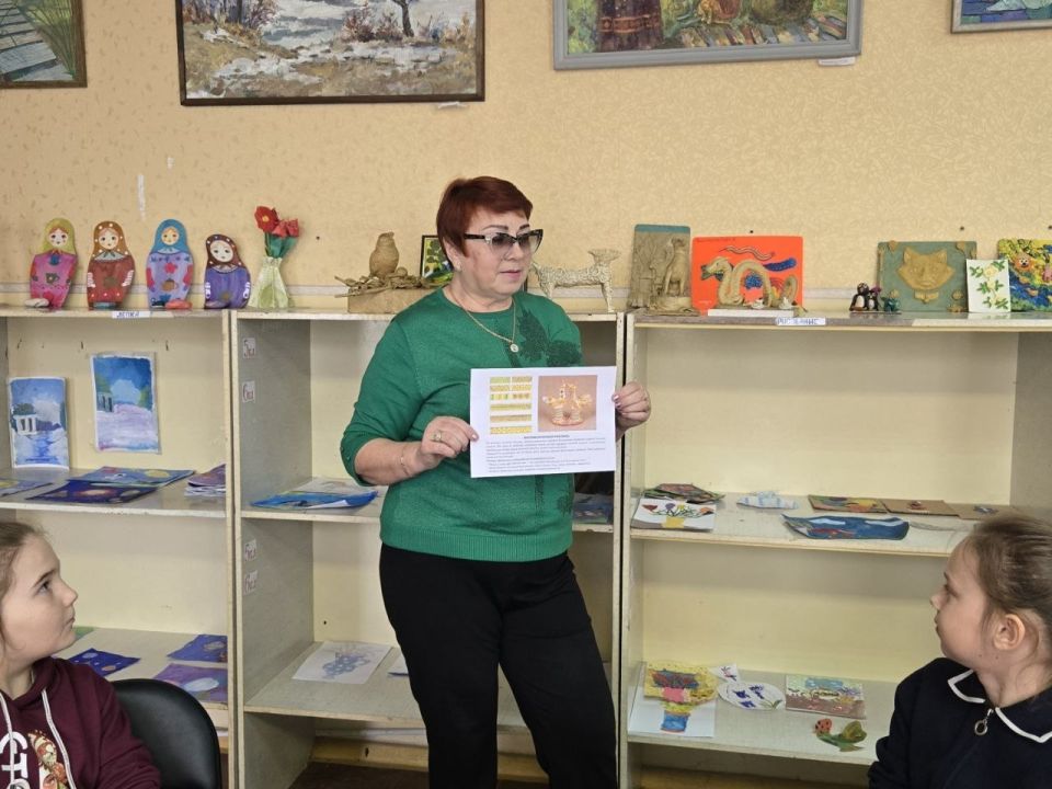 Творческая мастерская "Узоры народов России" Творческая мастерская "Узоры народов России"