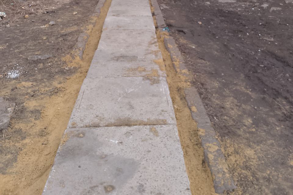 Свердловские коммунальные службы оперативно реагируют на обращения горожан Свердловские коммунальные службы оперативно реагируют на обращения горожан