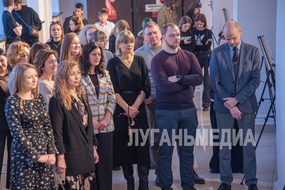 В академии Матусовского состоялись выставка работ и награждение участников Межрегионального литературно-художественного конкурса В академии Матусовского состоялись выставка работ и награждение участников Межрегионального литературно-художественного конкурса