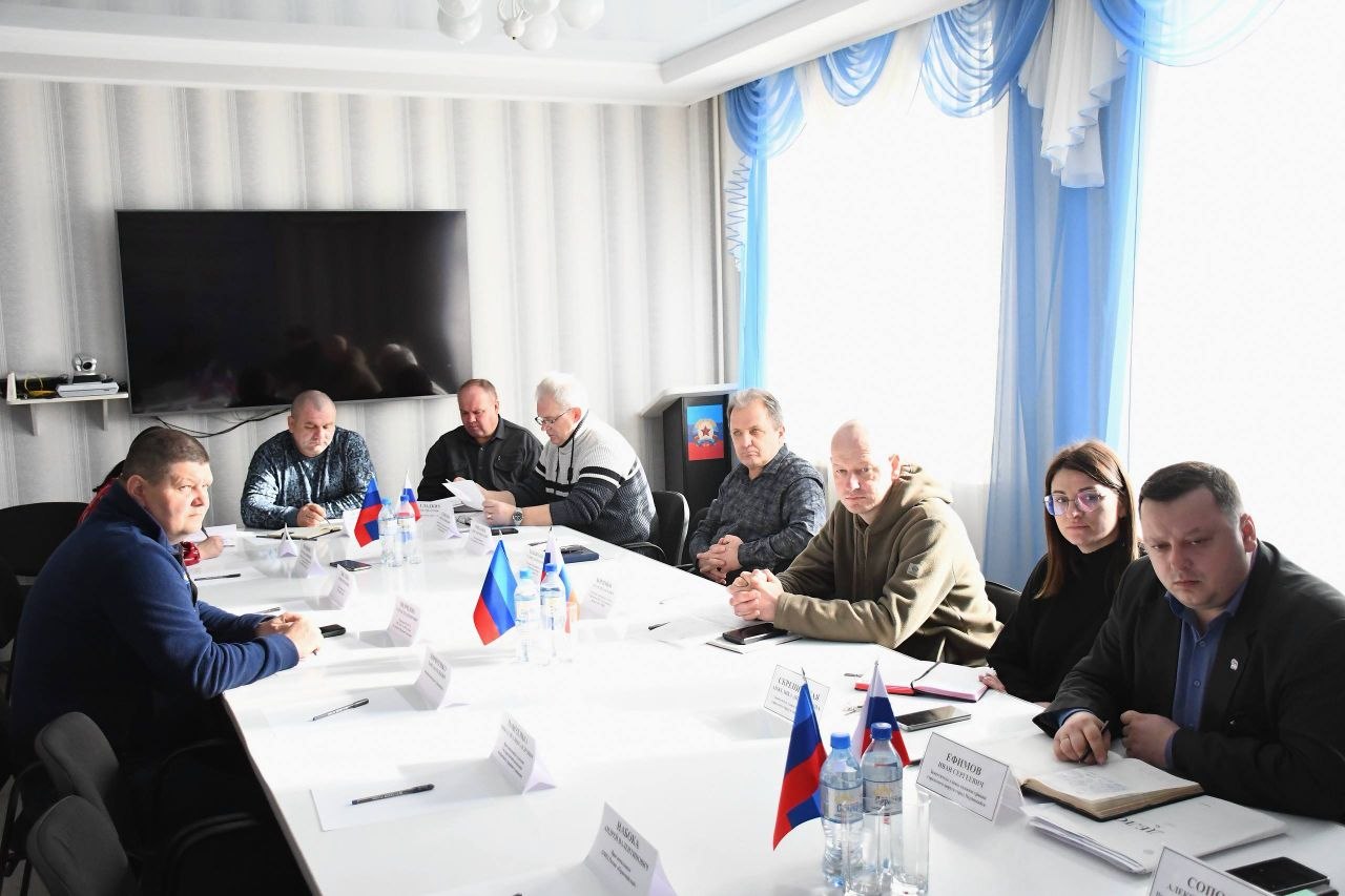 Сергей Колягин: Начал рабочую неделю с очередной встречи с представителями ключевых структур, от которых зависит стабильная жизнь нашего муниципалитета Сергей Колягин: Начал рабочую неделю с очередной встречи с представителями ключевых структур, от которых зависит стабильная жизнь нашего муниципалитета