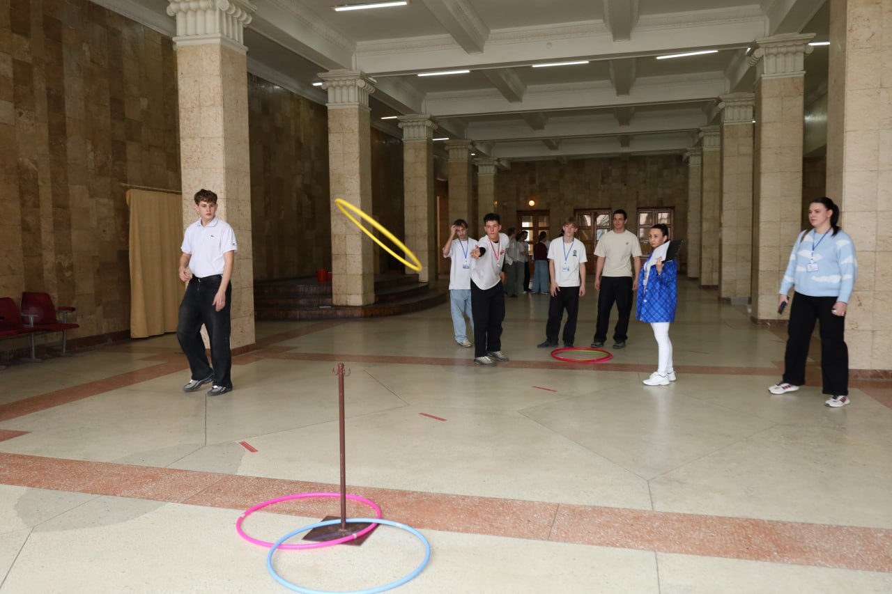 В Стаханове прошла квест-игра «Сила единства народов» В Стаханове прошла квест-игра «Сила единства народов»