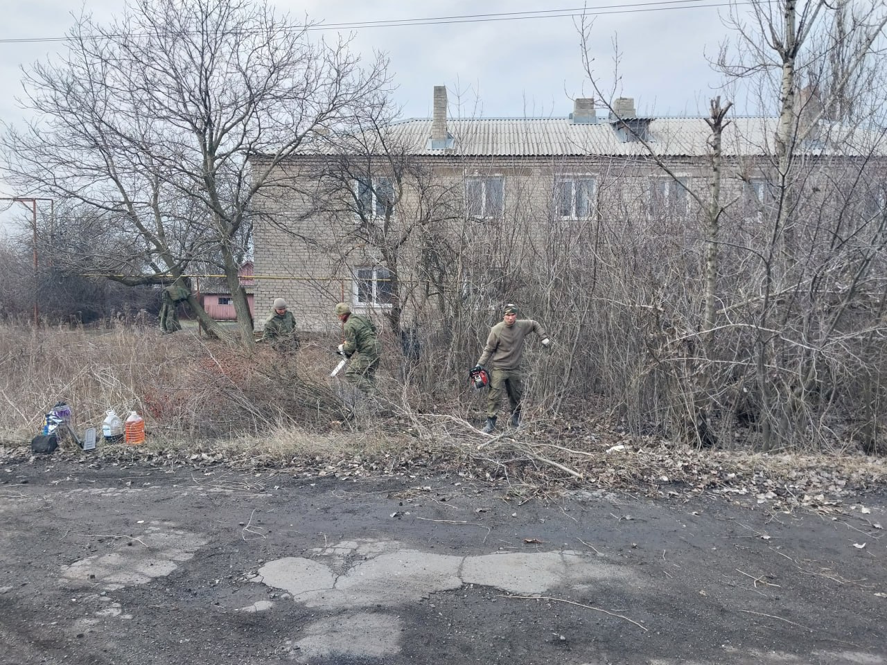 Жители Чернухино объединились для наведения порядка в поселке