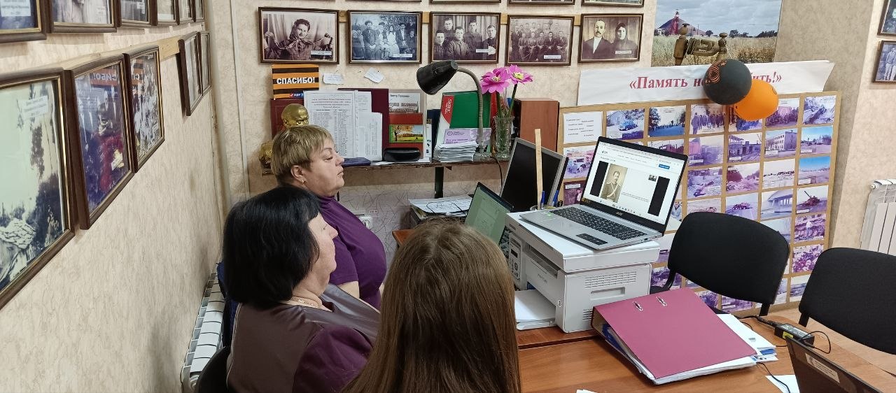 Сегодня работники культурно-досуговых учреждений продолжили прослушивание лекций по «Истории и культуре Отечества» от ФГБУК "Тульский государственный музей оружия" Сегодня работники культурно-досуговых учреждений продолжили прослушивание лекций по «Истории и культуре Отечества» от ФГБУК "Тульский государственный музей оружия"