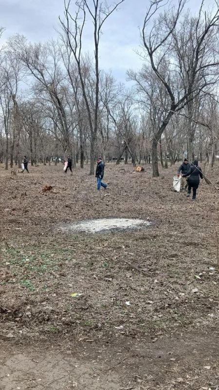 Работы по наведению санитарного порядка и благоустройству идут полным ходом Работы по наведению санитарного порядка и благоустройству идут полным ходом