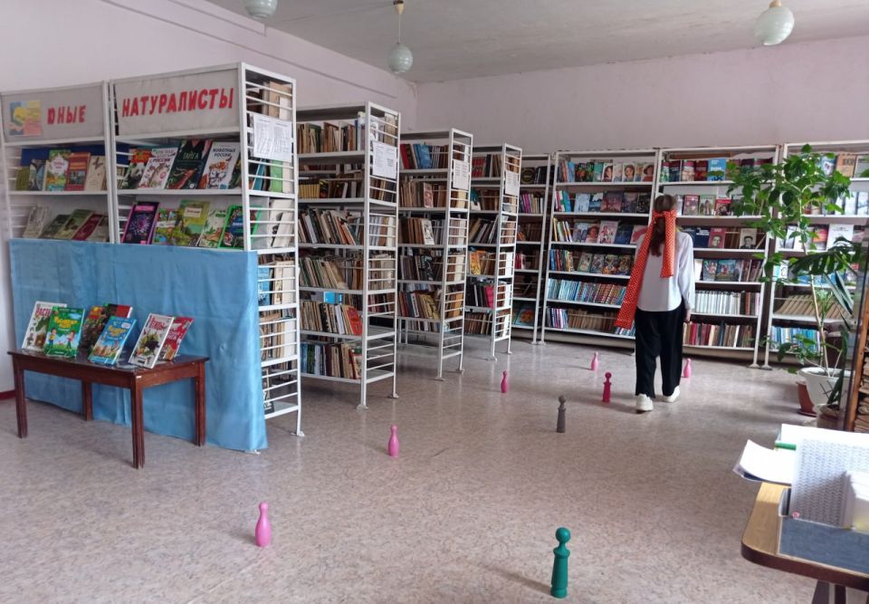 В Кировской детской библиотеке состоялась эко - игра «Юные натуралисты», приуроченная к Международному дню леса В Кировской детской библиотеке состоялась эко - игра «Юные натуралисты», приуроченная к Международному дню леса