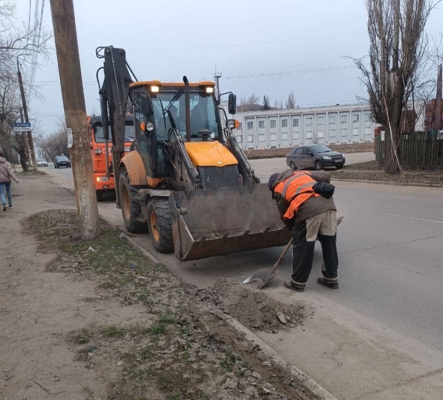 Коммунальными службами проведены работы на территории города Коммунальными службами проведены работы на территории города