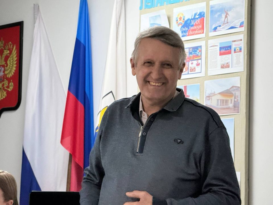 Искусство, вдохновляющее сердца: в Меловом открылась персональная выставка Александра Жука! Искусство, вдохновляющее сердца: в Меловом открылась персональная выставка Александра Жука!