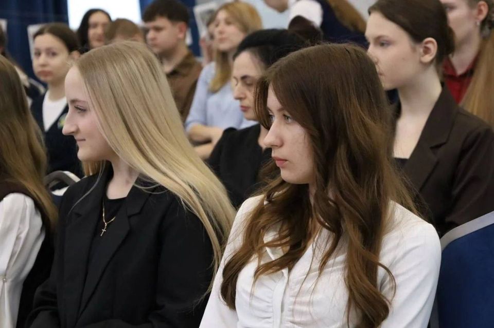 111111 Сотрудники региональной Госавтоинспекции приняли участие в заседании Детского общественного Совета 111111 Сотрудники региональной Госавтоинспекции приняли участие в заседании Детского общественного Совета
