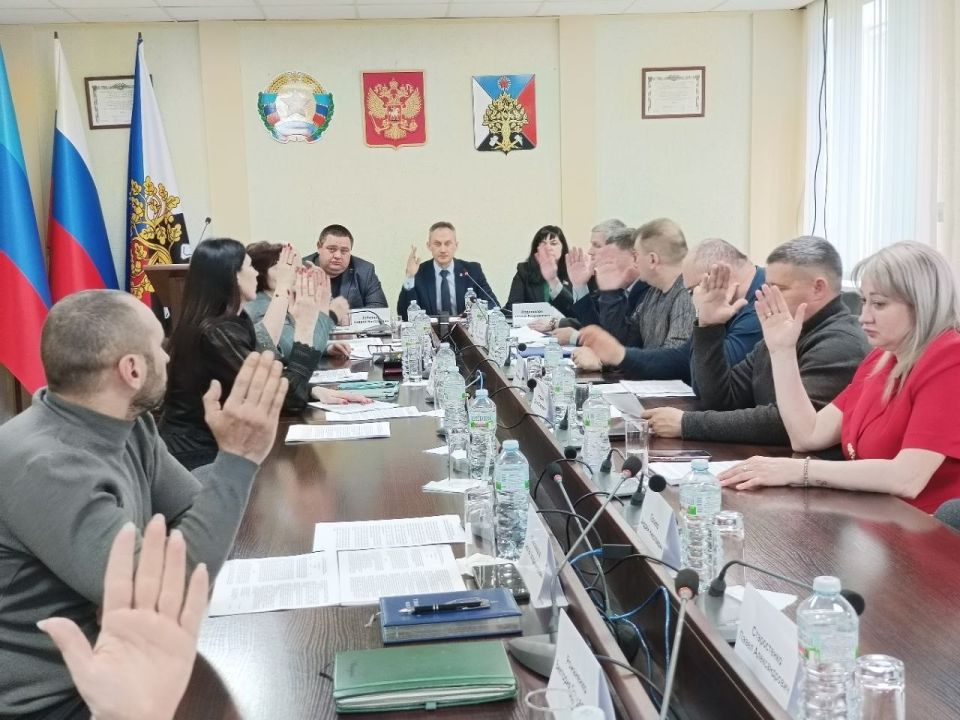 Андрей Рубанцов: Важные решения для развития Ровеньков: итоги сессии Совета городского округа Андрей Рубанцов: Важные решения для развития Ровеньков: итоги сессии Совета городского округа