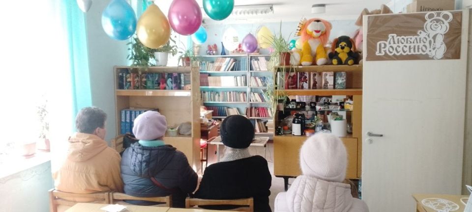 23 марта в библиотеке прошел показ фильма "10 негритят", приуроченный к юбилею Станислава Говорухина 23 марта в библиотеке прошел показ фильма "10 негритят", приуроченный к юбилею Станислава Говорухина