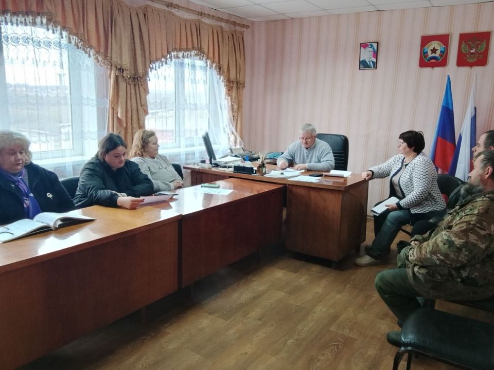 Сегодня в отделе жизнеобеспечения села Благовка Администрации городского округа Ровеньки состоялось собрание жителей сёл Благовка, Платоновка, Грибоваха, по вопросу создания территориального общественного самоуправления (ТОС) Сегодня в отделе жизнеобеспечения села Благовка Администрации городского округа Ровеньки состоялось собрание жителей сёл Благовка, Платоновка, Грибоваха, по вопросу создания территориального общественного самоуправления (ТОС)