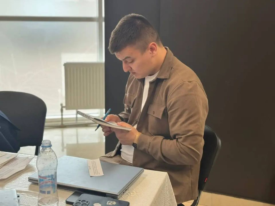 Третий модуль регионального кадрового проекта «Герои Луганщины» завершился в ЛНР, сообщил Глава Республики Леонид Пасечник Третий модуль регионального кадрового проекта «Герои Луганщины» завершился в ЛНР, сообщил Глава Республики Леонид Пасечник