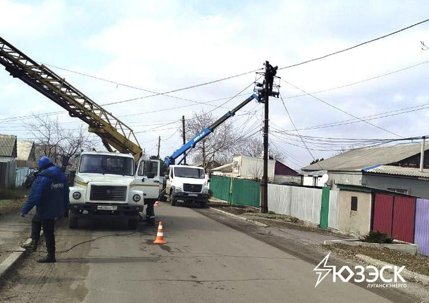«Луганскэнерго» повысило надежность электроснабжения потребителей в городе Ровеньки «Луганскэнерго» повысило надежность электроснабжения потребителей в городе Ровеньки