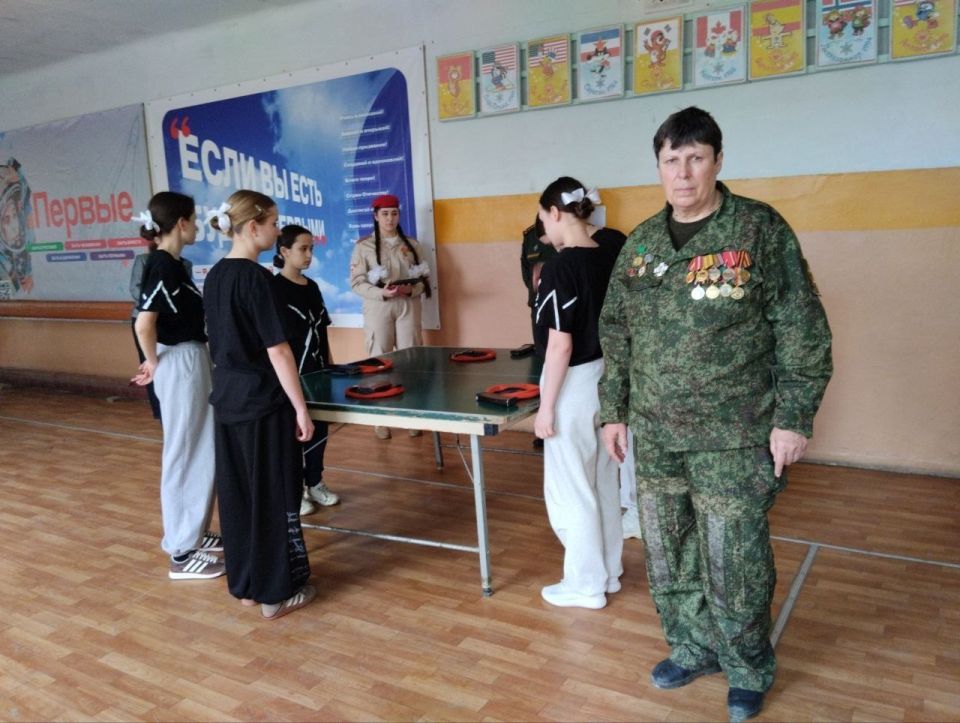Республиканские соревнования «Девушки в погонах» Республиканские соревнования «Девушки в погонах»