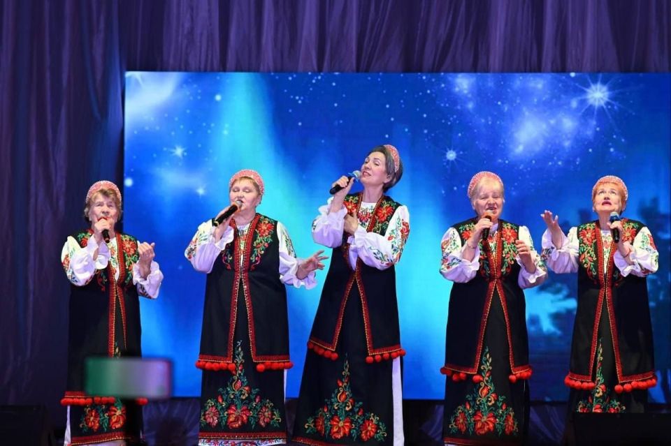 Леонид Пасечник: Сегодня поздравляем с профессиональным праздником всех, кто своим трудом приумножает и бережно сохраняет культурное наследие нашей страны Леонид Пасечник: Сегодня поздравляем с профессиональным праздником всех, кто своим трудом приумножает и бережно сохраняет культурное наследие нашей страны