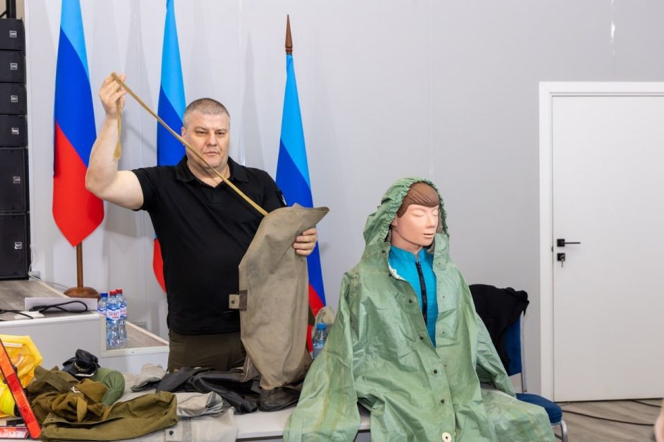 Специалисты Минфина ЛНР прошли очную часть программы повышения квалификации по вопросам безопасности Специалисты Минфина ЛНР прошли очную часть программы повышения квалификации по вопросам безопасности
