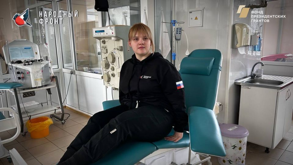 Активисты Молодёжки НФ ЛНР сдали кровь и плазму в банк крови Активисты Молодёжки НФ ЛНР сдали кровь и плазму в банк крови