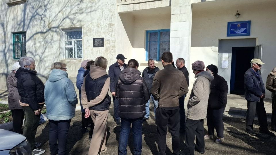 Владимир Шавлай: Совместно с депутатом Совета Краснодонского муниципального округа Виктором Ходыревым была проведена выездная встреча в посёлке УралоКавказ Владимир Шавлай: Совместно с депутатом Совета Краснодонского муниципального округа Виктором Ходыревым была проведена выездная встреча в посёлке УралоКавказ