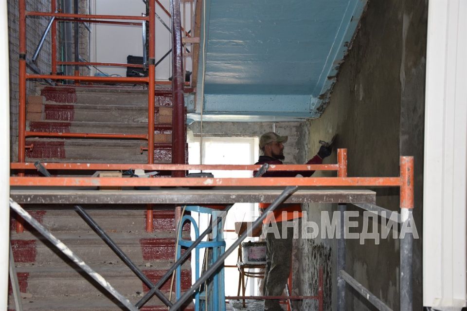 В Зимогорьевской школе имени Ивана Малько идут ремонтно-восстановительные работы В Зимогорьевской школе имени Ивана Малько идут ремонтно-восстановительные работы