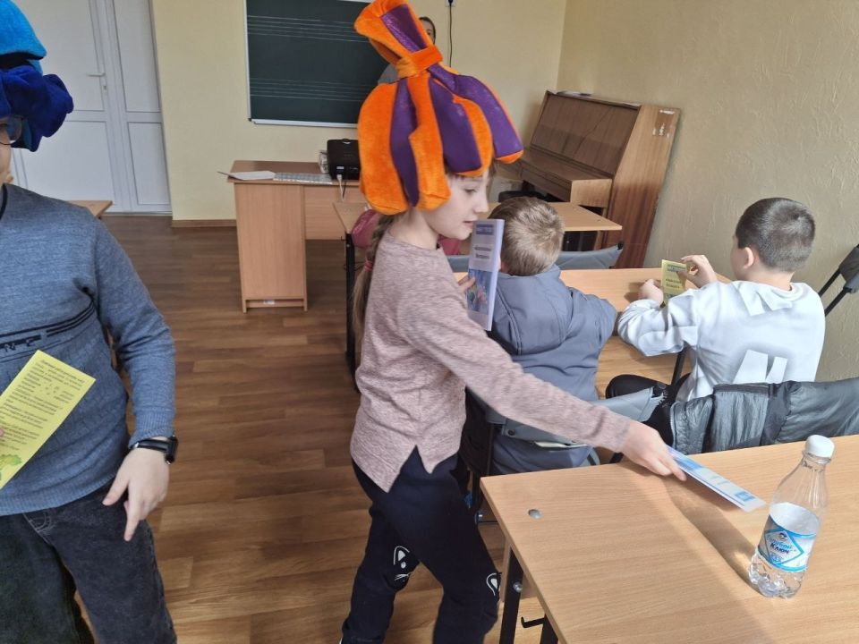 В МБУ "ЛГДК" прошла увлекательная встреча для самых юных учеников, посвященная важной теме – безопасному интернету В МБУ "ЛГДК" прошла увлекательная встреча для самых юных учеников, посвященная важной теме – безопасному интернету