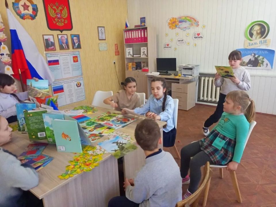 Эти яркие краски из нашей партийной почты: Эти яркие краски из нашей партийной почты: