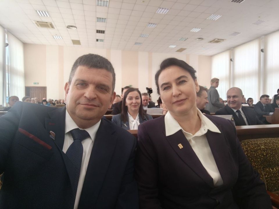 Олег Коваль: Дорогие друзья!. 23 марта состоялись выборы главы муниципального образования городской округ город Луганск Олег Коваль: Дорогие друзья!. 23 марта состоялись выборы главы муниципального образования городской округ город Луганск