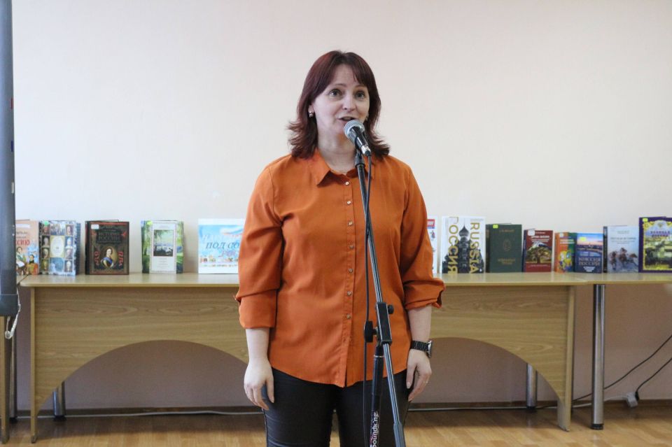 «Читать – значит жить»: в «Молодёжке» стартовала Неделя детской и юношеской книги «Читать – значит жить»: в «Молодёжке» стартовала Неделя детской и юношеской книги