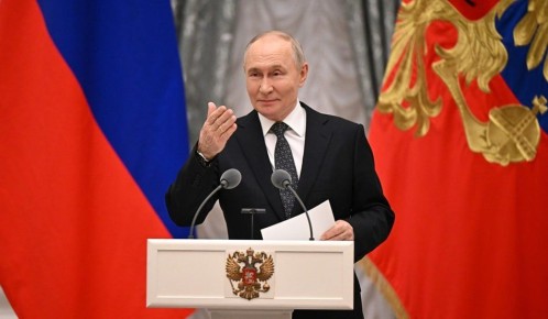 26 �����. 2000. �������� ������������ ����� ������ ����������� ���������� ��������� 1944 ��������