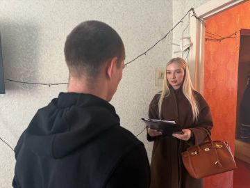 26.03.2026 специалистом отдела по вопросам опеки, попечительства и патронажа проведена проверка условий жизни и воспитания несовершеннолетнего ребенка, находящегося под опекой в семье, проживающей на территории квартала...