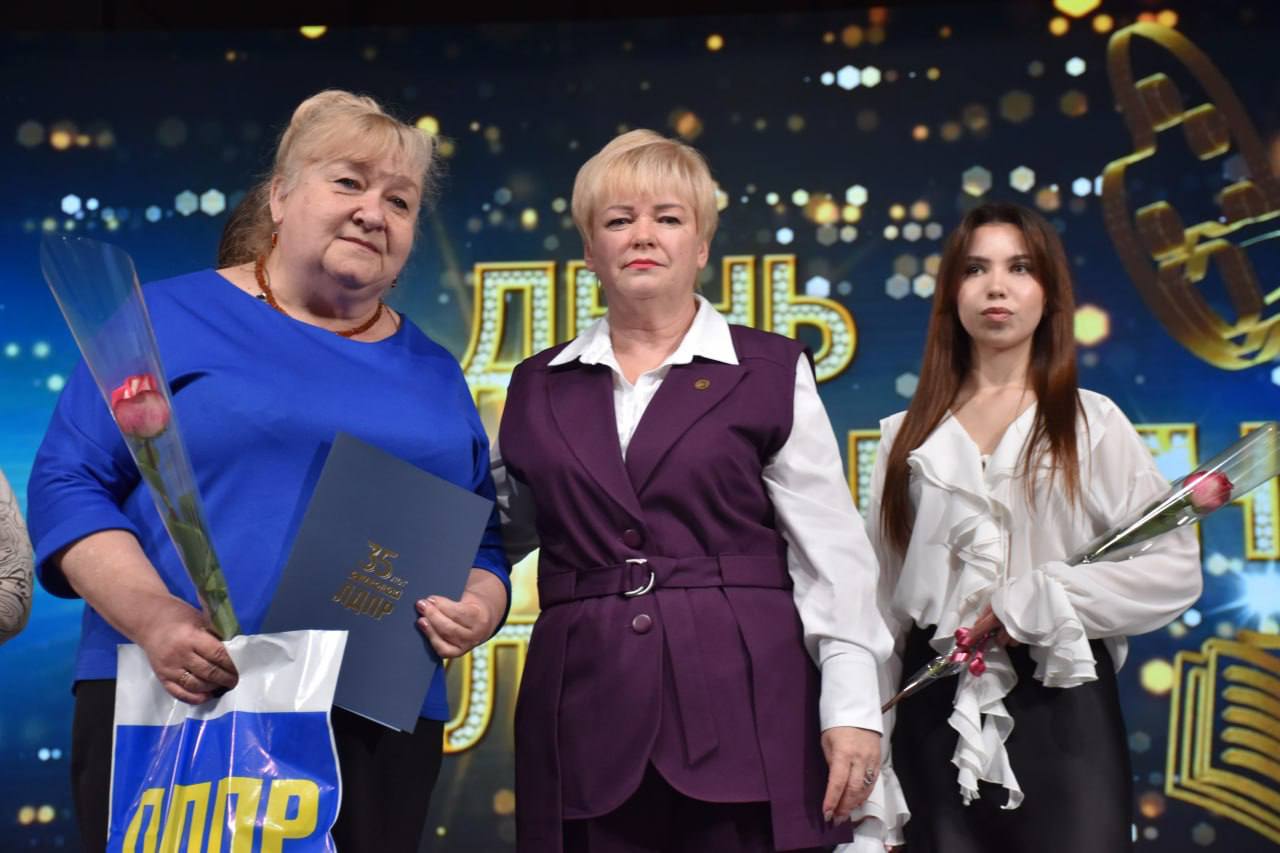 Культура – сердце общества: в Ровеньках отметили профессиональный праздник Культура – сердце общества: в Ровеньках отметили профессиональный праздник