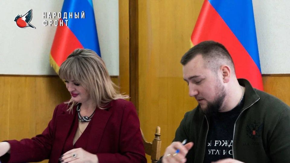 Состоялось важное событие: подписано соглашение о сотрудничестве и взаимодействии в сфере реализации молодежной политики Состоялось важное событие: подписано соглашение о сотрудничестве и взаимодействии в сфере реализации молодежной политики