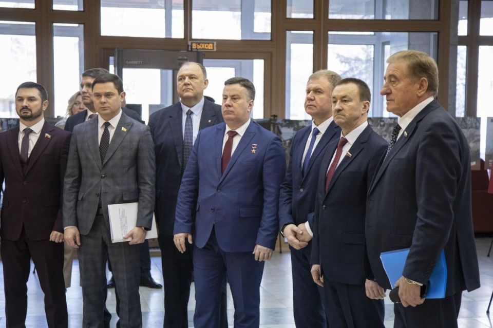 Максим Уваров и Сергей Диденко с рабочим визитом посетили Воронеж Максим Уваров и Сергей Диденко с рабочим визитом посетили Воронеж