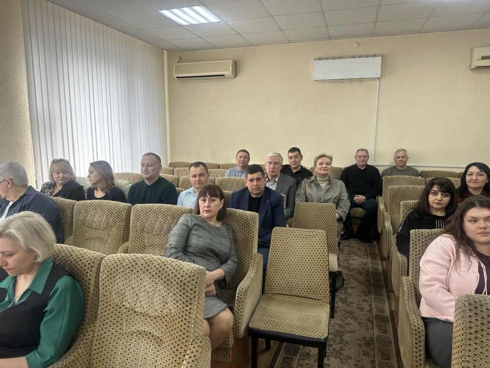 Антикоррупционные риски проанализировали на рабочем совещании в администрации Луганска Антикоррупционные риски проанализировали на рабочем совещании в администрации Луганска