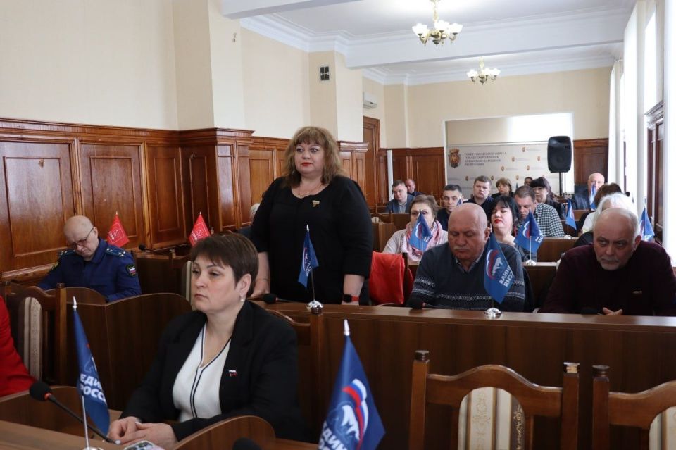 Депутаты заслушали отчет ВРИП Главы городского округа город Северодонецк о результатах деятельности Администрации городского округа, в том числе о решении вопросов, поставленных Советом депутатов Депутаты заслушали отчет ВРИП Главы городского округа город Северодонецк о результатах деятельности Администрации городского округа, в том числе о решении вопросов, поставленных Советом депутатов