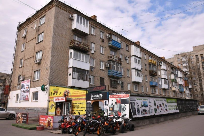 В Свердловском округе продолжают обследование и проектирование шатровых кровель В Свердловском округе продолжают обследование и проектирование шатровых кровель