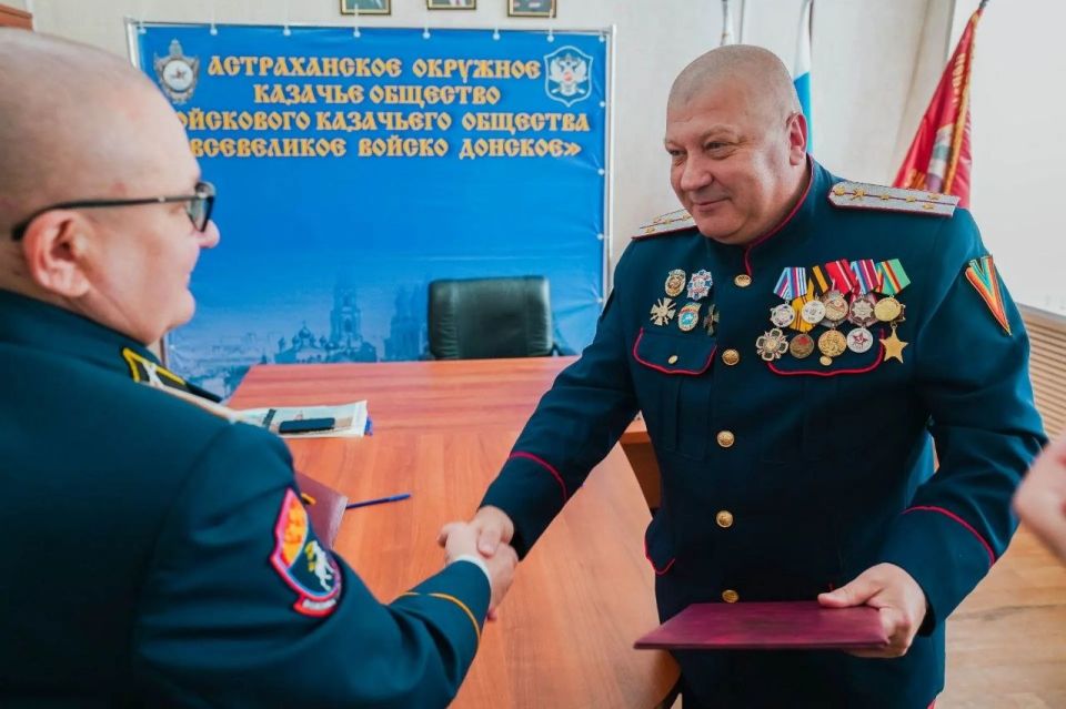 Сегодня в рамках регионального дня III Всероссийского муниципального форума «МАЛАЯ РОДИНА - СИЛА РОССИИ» провели рабочее совещание с делегацией станичного казачьего общества «Станица Кременная» из Луганской Народной... Сегодня в рамках регионального дня III Всероссийского муниципального форума «МАЛАЯ РОДИНА - СИЛА РОССИИ» провели рабочее совещание с делегацией станичного казачьего общества «Станица Кременная» из Луганской Народной...