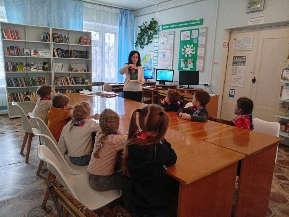 Библиотеки города Ровеньки и поселков присоединились к ежегодной акции «Неделя детской книги» Библиотеки города Ровеньки и поселков присоединились к ежегодной акции «Неделя детской книги»