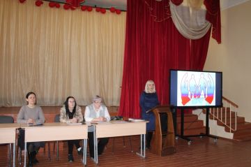 Диалог ради безопасности: Председатель КДН и ЗП встретилась с родителями школьников