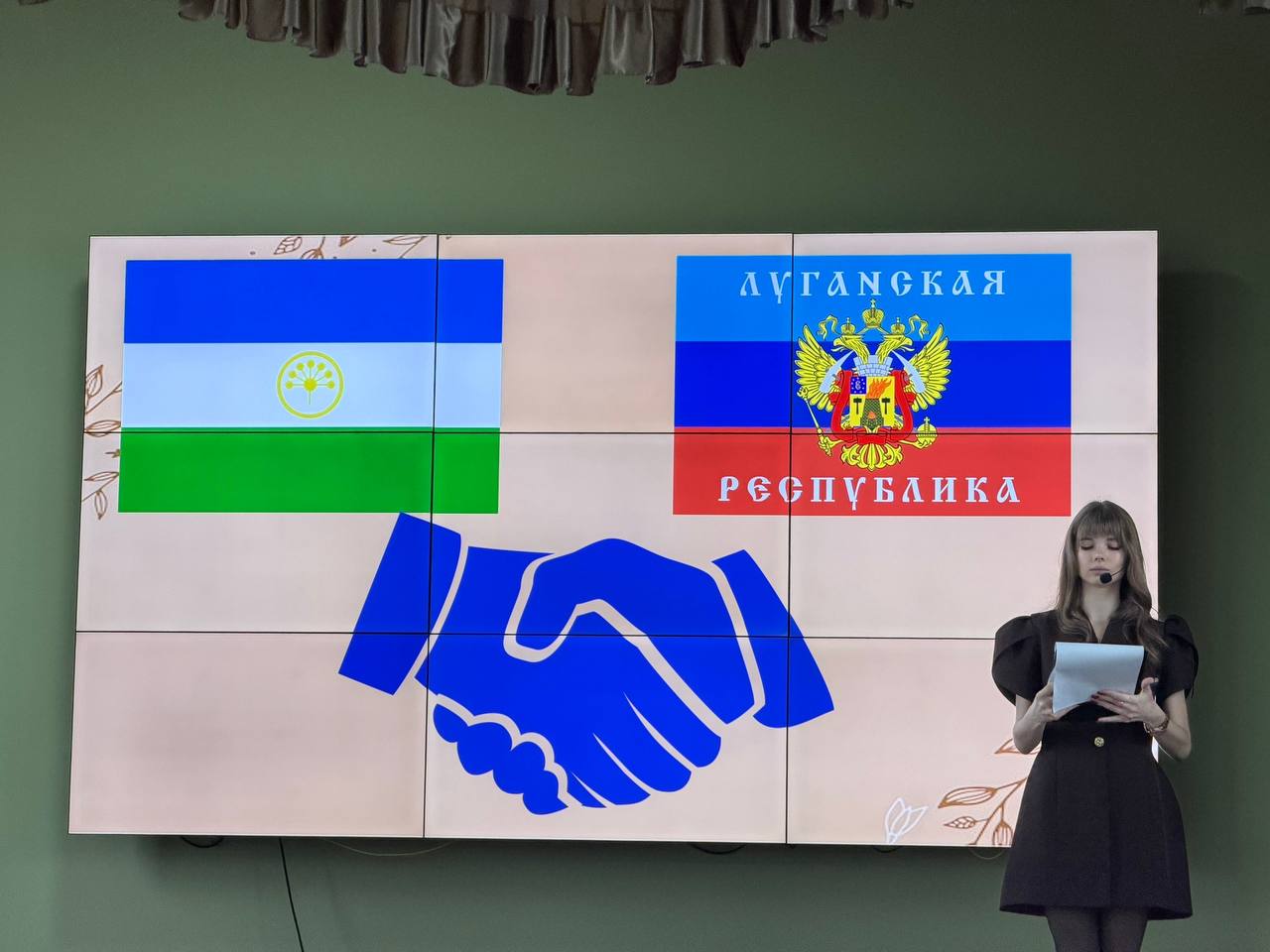 Принял участие в торжественном мероприятии, посвященном двум знаменательным датам — 90-летнему юбилею «Петровской школы №22 имени генерал-майора М.М. Шаймуратова» и 10-летию со дня ее переименования Принял участие в торжественном мероприятии, посвященном двум знаменательным датам — 90-летнему юбилею «Петровской школы №22 имени генерал-майора М.М. Шаймуратова» и 10-летию со дня ее переименования