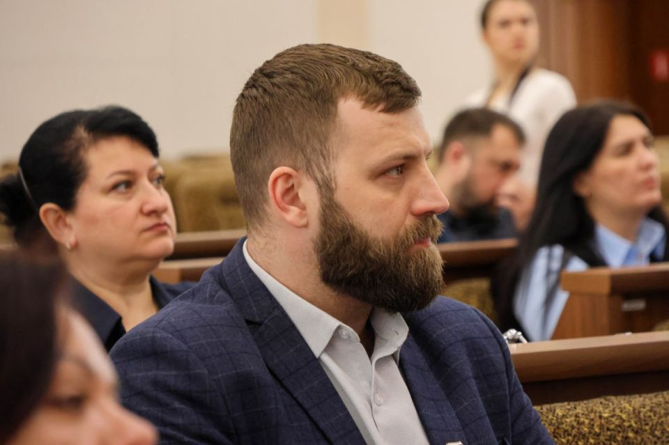 Сегодня провели расширенное заседание Коллегии Министерства культуры Луганской Народной Республики Сегодня провели расширенное заседание Коллегии Министерства культуры Луганской Народной Республики
