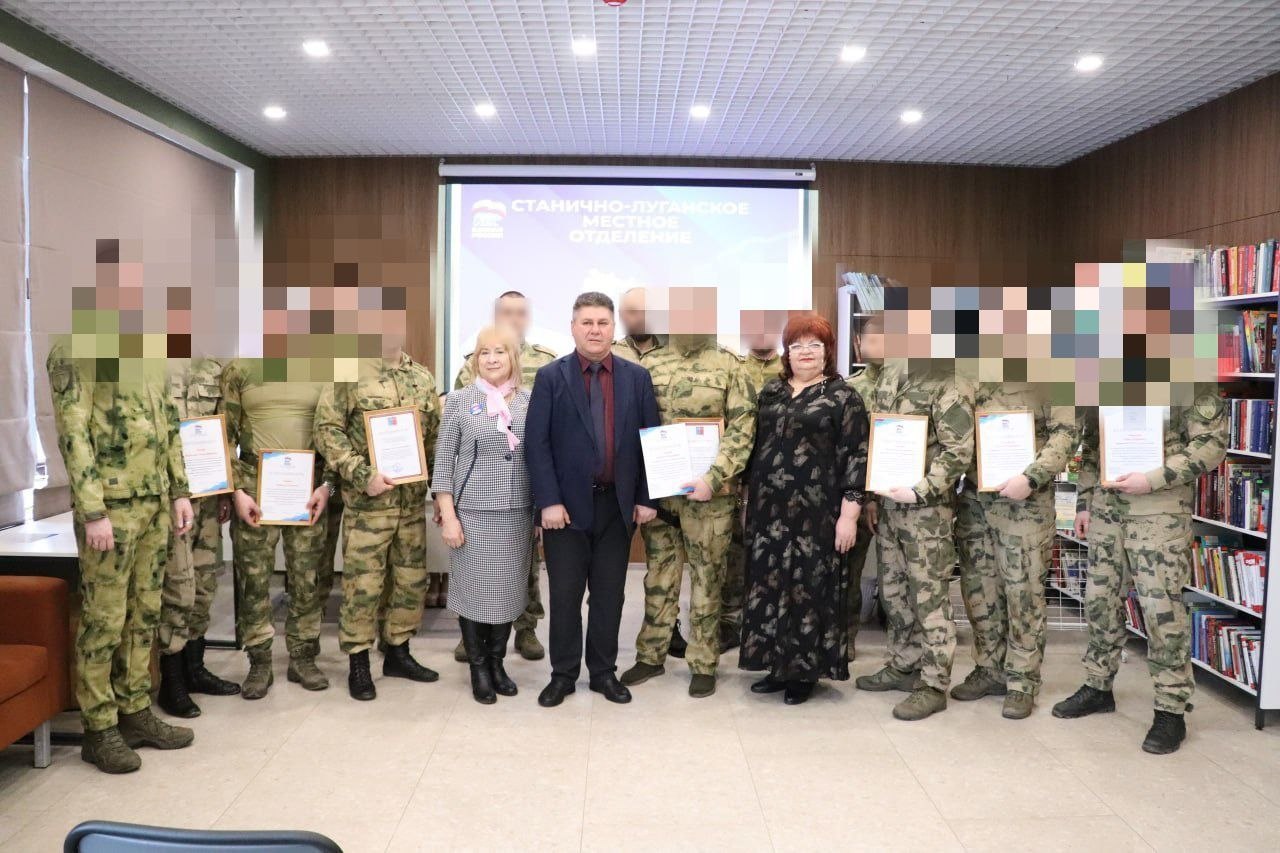 Единороссы поздравили военнослужащих с Днем войск национальной гвардии Единороссы поздравили военнослужащих с Днем войск национальной гвардии