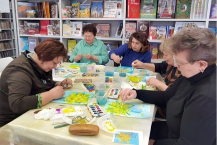 Весенние встречи «Активного долголетия» в библиотеке