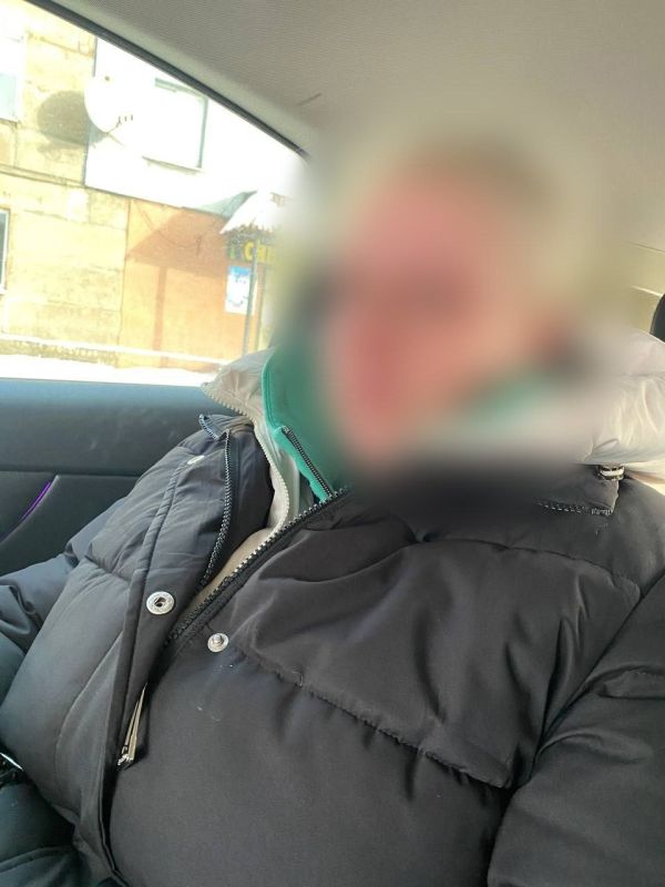 11111Две женщины, намеревавшиеся распространять «синтетику» в Алчевске, задержаны сотрудниками полиции 11111Две женщины, намеревавшиеся распространять «синтетику» в Алчевске, задержаны сотрудниками полиции