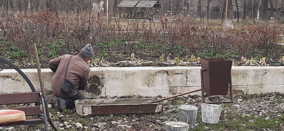 В парке культуры и отдыха им. Героев продолжается преображение, охватывающее восстановление парковой инфраструктуры В парке культуры и отдыха им. Героев продолжается преображение, охватывающее восстановление парковой инфраструктуры